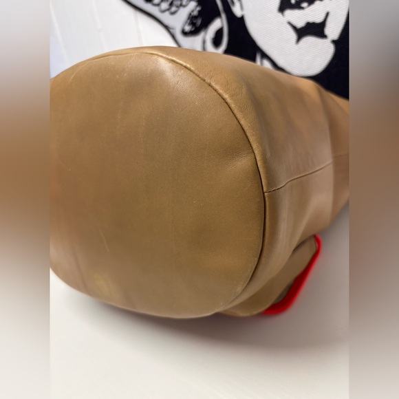 Coach Legacy Archival Two-Tone Bucket Bag - Picture 4 of 9